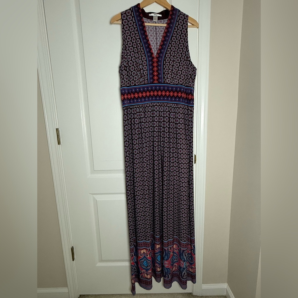 wisp Sleeveless Patterned Maxi Dress
